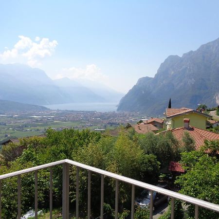 Villa Edo Lake View Tenno Eksteriør bilde