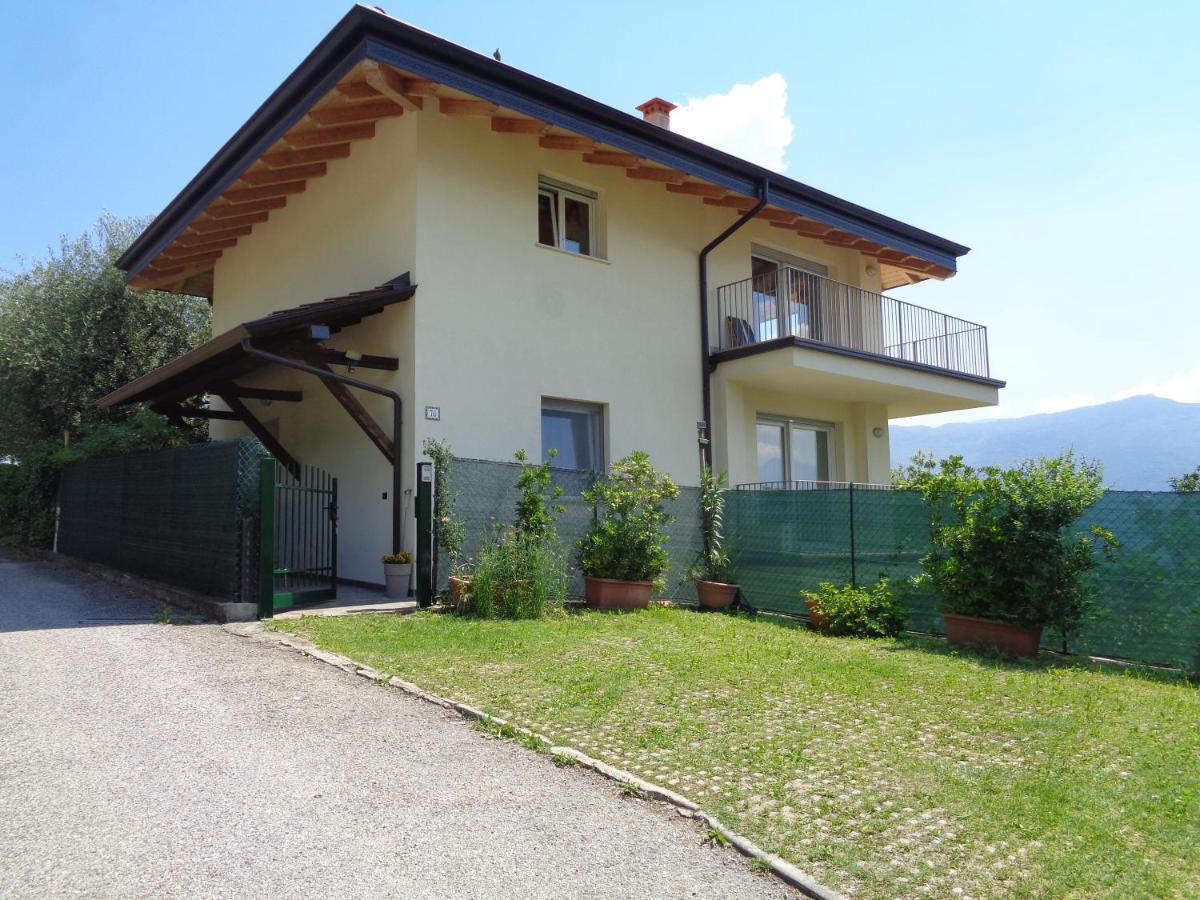 Villa Edo Lake View Tenno Eksteriør bilde